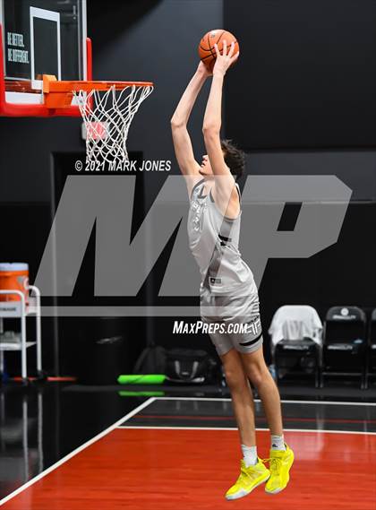 Thumbnail 1 in AZ Compass Prep vs. Prolific Prep  photogallery.