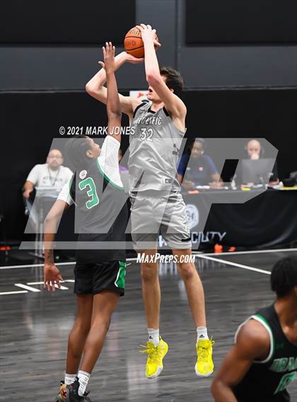 Thumbnail 2 in AZ Compass Prep vs. Prolific Prep  photogallery.