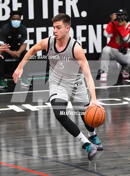 Thumbnail 1 in AZ Compass Prep vs. Prolific Prep  photogallery.