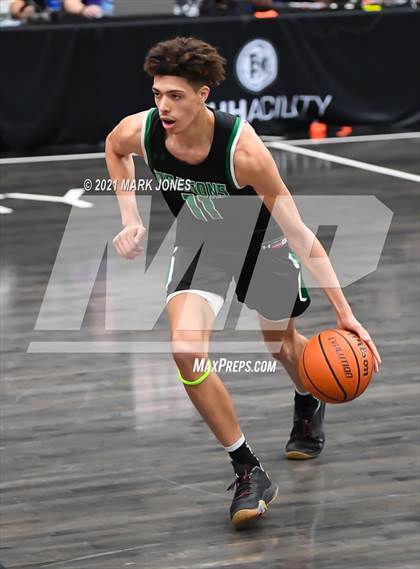 Thumbnail 1 in AZ Compass Prep vs. Prolific Prep  photogallery.