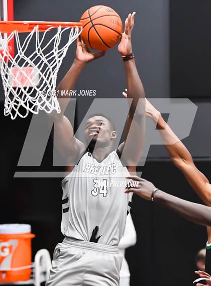 Thumbnail 2 in AZ Compass Prep vs. Prolific Prep  photogallery.