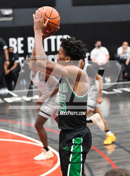 Thumbnail 2 in AZ Compass Prep vs. Prolific Prep  photogallery.