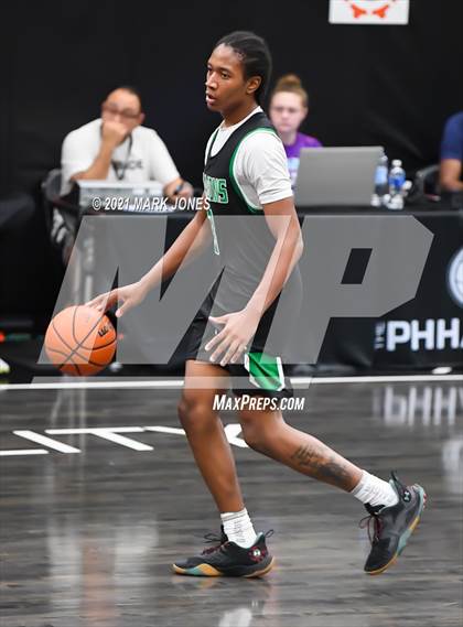 Thumbnail 1 in AZ Compass Prep vs. Prolific Prep  photogallery.
