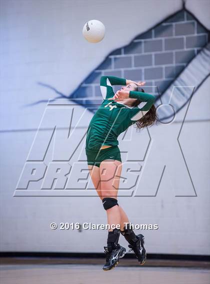 Thumbnail 1 in Park View @ Loudoun Valley photogallery.
