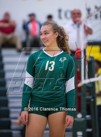 Thumbnail 1 in Park View @ Loudoun Valley photogallery.