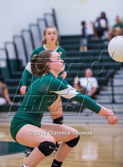 Thumbnail 1 in Park View @ Loudoun Valley photogallery.