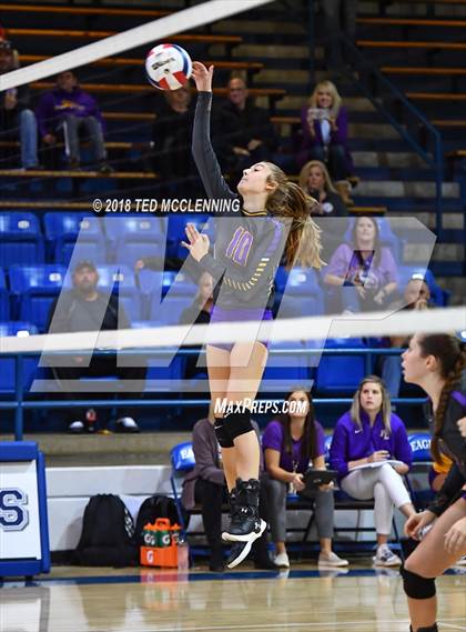 Thumbnail 1 in Fountain Lake vs. Clinton (AAA 3A 1st Round Playoff) photogallery.