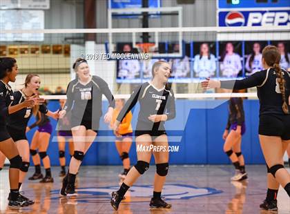 Thumbnail 1 in Fountain Lake vs. Clinton (AAA 3A 1st Round Playoff) photogallery.