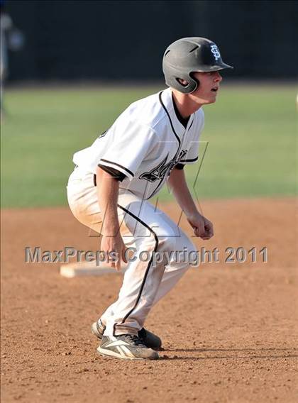 Thumbnail 3 in Bishop Amat vs St. Francis (Hard 9 National Classic) photogallery.