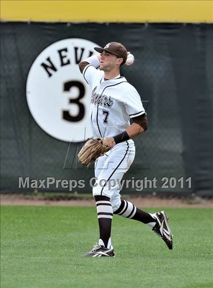 Thumbnail 2 in Bishop Amat vs St. Francis (Hard 9 National Classic) photogallery.