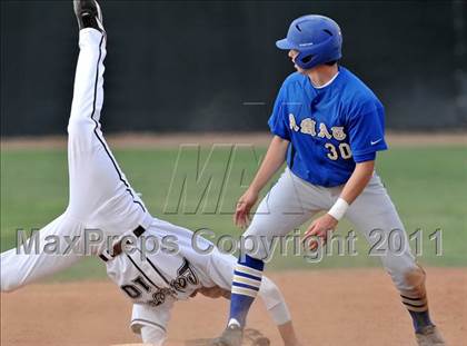 Thumbnail 2 in Bishop Amat vs St. Francis (Hard 9 National Classic) photogallery.