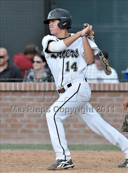Thumbnail 1 in Bishop Amat vs St. Francis (Hard 9 National Classic) photogallery.