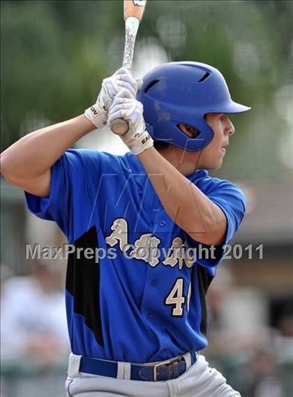 Thumbnail 2 in Bishop Amat vs St. Francis (Hard 9 National Classic) photogallery.