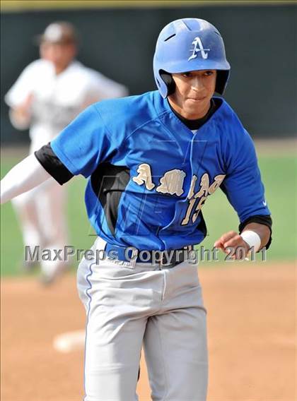 Thumbnail 2 in Bishop Amat vs St. Francis (Hard 9 National Classic) photogallery.