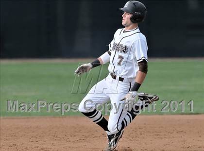 Thumbnail 3 in Bishop Amat vs St. Francis (Hard 9 National Classic) photogallery.