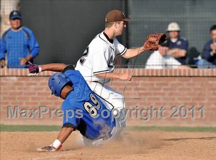 Thumbnail 1 in Bishop Amat vs St. Francis (Hard 9 National Classic) photogallery.