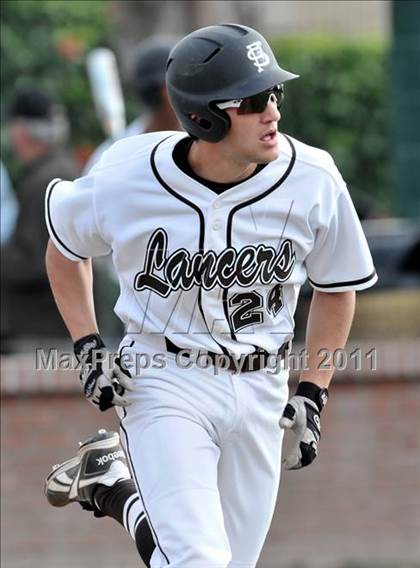 Thumbnail 2 in Bishop Amat vs St. Francis (Hard 9 National Classic) photogallery.