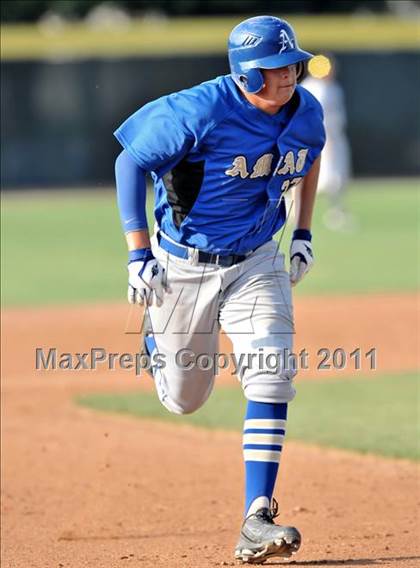 Thumbnail 2 in Bishop Amat vs St. Francis (Hard 9 National Classic) photogallery.