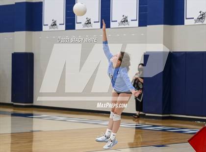 Thumbnail 3 in Cardinal Mooney @ Out-of-Door Academy photogallery.