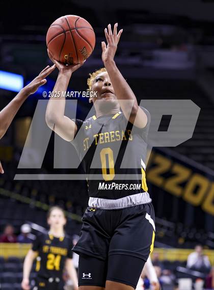 Thumbnail 2 in Lift for Life vs St Teresa's Academy (MSHSAA Class 5 Championship) photogallery.