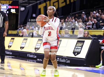 Thumbnail 3 in Lift for Life vs St Teresa's Academy (MSHSAA Class 5 Championship) photogallery.