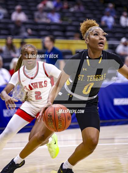 Thumbnail 1 in Lift for Life vs St Teresa's Academy (MSHSAA Class 5 Championship) photogallery.