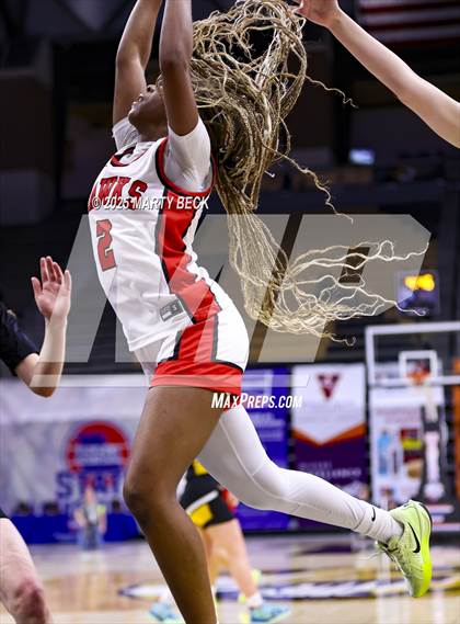 Thumbnail 2 in Lift for Life vs St Teresa's Academy (MSHSAA Class 5 Championship) photogallery.