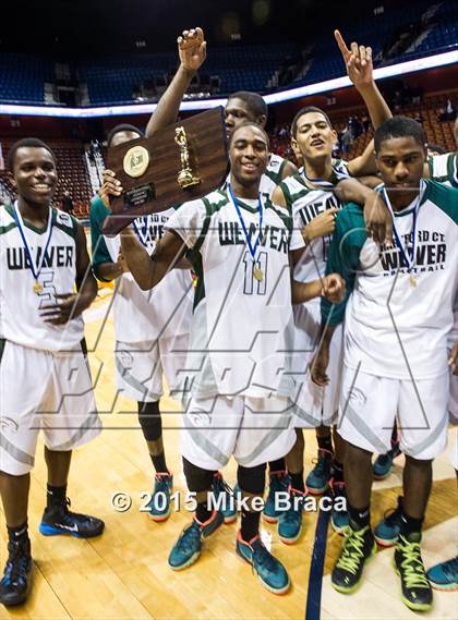 Thumbnail 1 in Notre Dame Catholic vs. Weaver (CIAC Class M Final) photogallery.