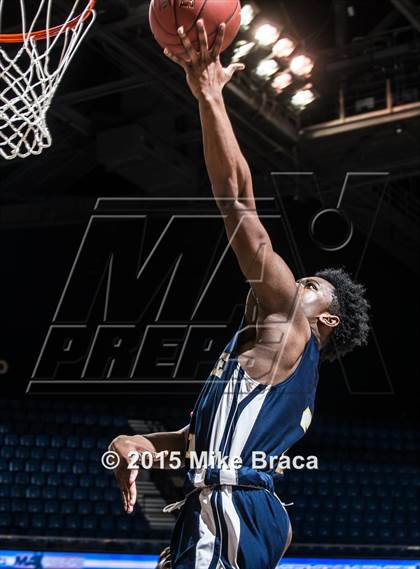 Thumbnail 1 in Notre Dame Catholic vs. Weaver (CIAC Class M Final) photogallery.