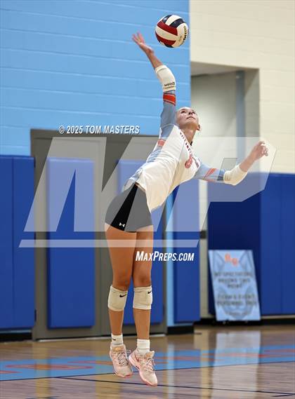 Thumbnail 2 in Charlotte Catholic @ Ballantyne Ridge photogallery.