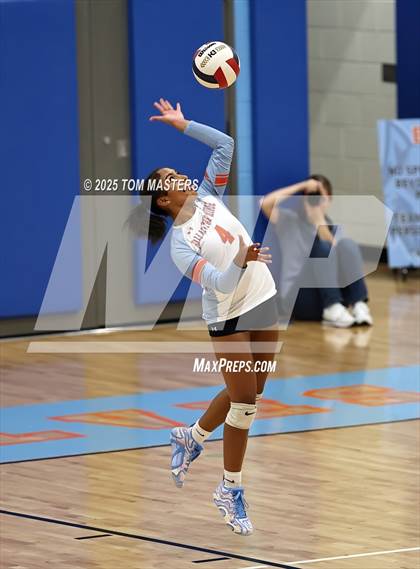 Thumbnail 2 in Charlotte Catholic @ Ballantyne Ridge photogallery.