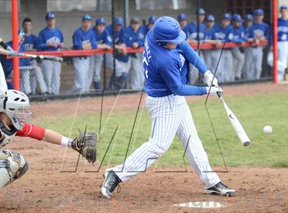 Thumbnail 2 in Covington Catholic @ Dixie Heights photogallery.