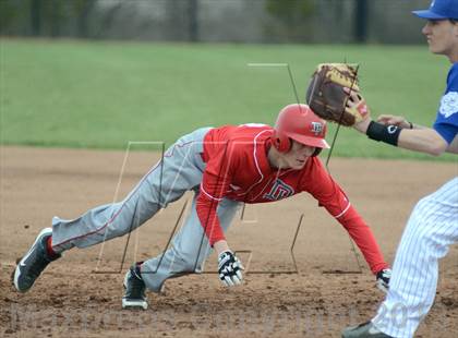 Thumbnail 2 in Covington Catholic @ Dixie Heights photogallery.