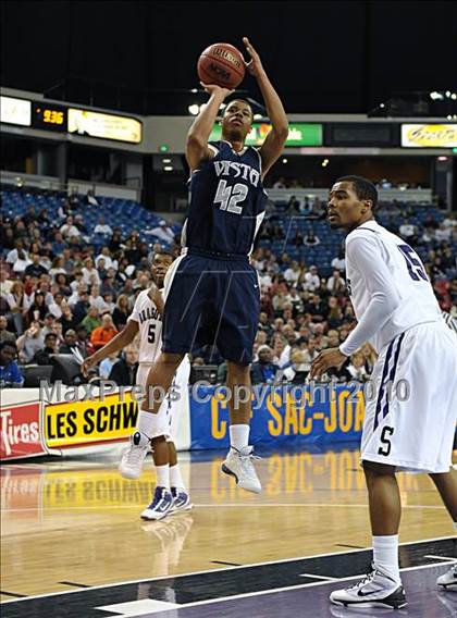 Thumbnail 3 in Sacramento vs. Vista del Lago (CIF SJS D3 Final) photogallery.