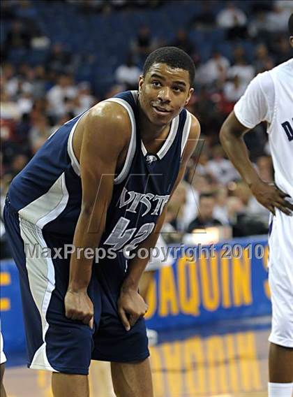 Thumbnail 3 in Sacramento vs. Vista del Lago (CIF SJS D3 Final) photogallery.