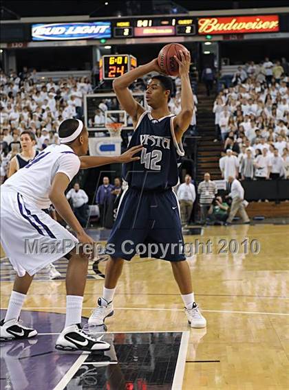 Thumbnail 3 in Sacramento vs. Vista del Lago (CIF SJS D3 Final) photogallery.