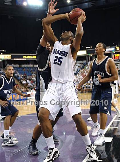 Thumbnail 1 in Sacramento vs. Vista del Lago (CIF SJS D3 Final) photogallery.