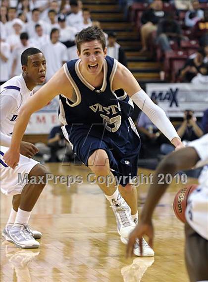 Thumbnail 2 in Sacramento vs. Vista del Lago (CIF SJS D3 Final) photogallery.