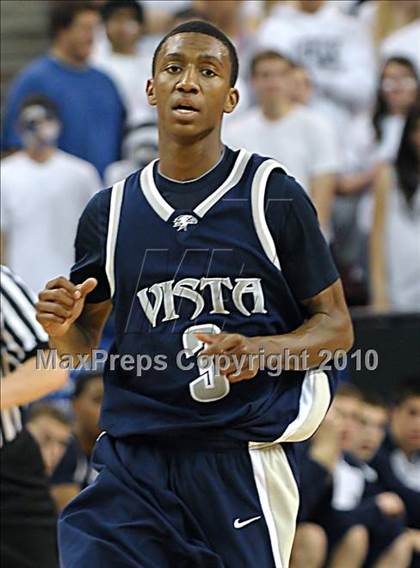 Thumbnail 1 in Sacramento vs. Vista del Lago (CIF SJS D3 Final) photogallery.