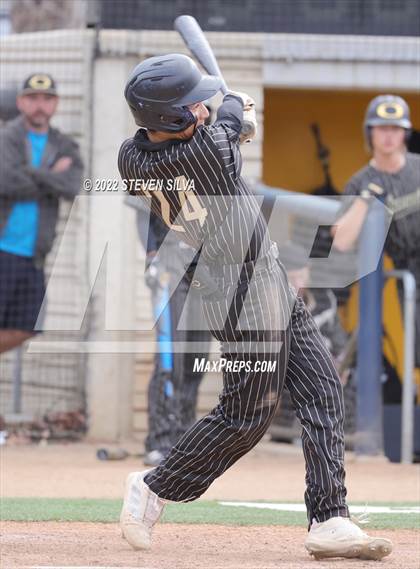 Thumbnail 3 in Mar Vista vs. Olympian (CIF SDS D3 Final) photogallery.