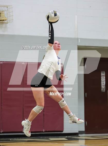 Thumbnail 2 in Lipan vs Weatherford Christian (Poolville Summer Slam Tournament) photogallery.
