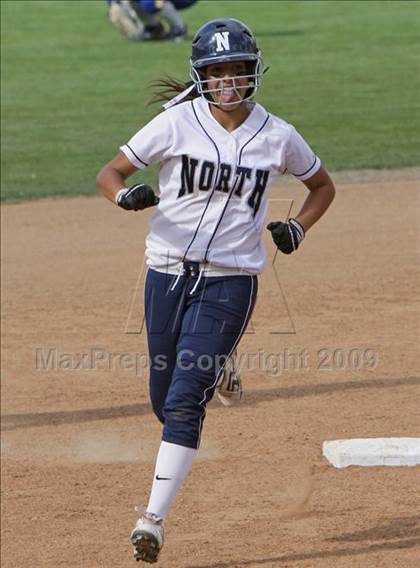 Thumbnail 2 in North vs. El Segundo (CIF SS D4 Final) photogallery.