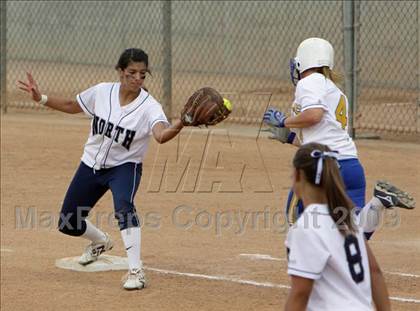 Thumbnail 1 in North vs. El Segundo (CIF SS D4 Final) photogallery.