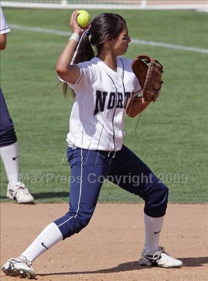 Thumbnail 3 in North vs. El Segundo (CIF SS D4 Final) photogallery.