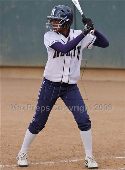 Thumbnail 2 in North vs. El Segundo (CIF SS D4 Final) photogallery.
