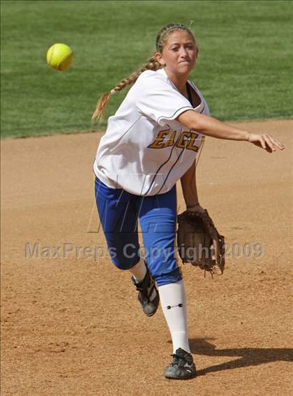 Thumbnail 2 in North vs. El Segundo (CIF SS D4 Final) photogallery.