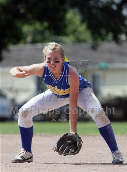 Thumbnail 1 in Gilroy vs. Carlmont (CIF CCS D1 Playoffs) photogallery.