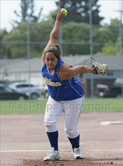 Thumbnail 2 in Gilroy vs. Carlmont (CIF CCS D1 Playoffs) photogallery.