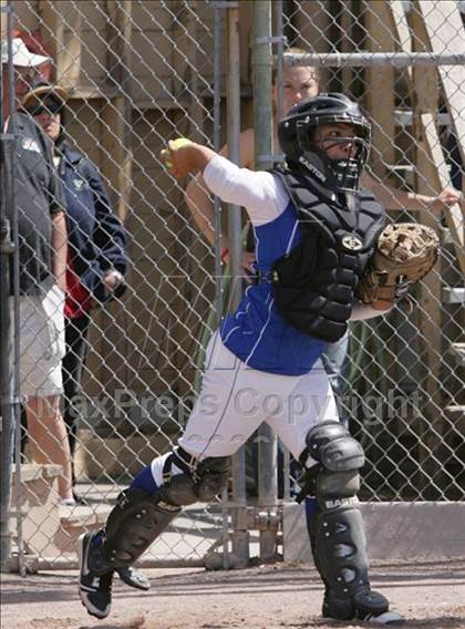 Thumbnail 2 in Gilroy vs. Carlmont (CIF CCS D1 Playoffs) photogallery.