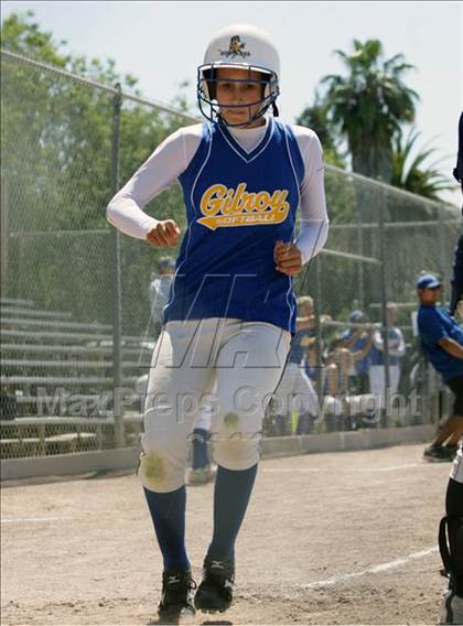 Thumbnail 3 in Gilroy vs. Carlmont (CIF CCS D1 Playoffs) photogallery.